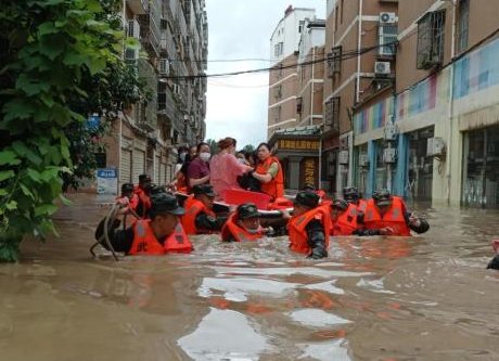 鄂州暴雨天管道堵死上门疏通，24小时应急30分钟到场